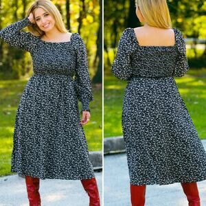 Calista Ditsy Printed Smocked Top Midi Dress Women sz Medium black white floral